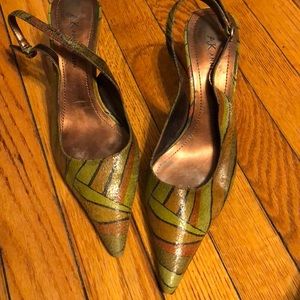 ANNE KLEIN kitten heel pumps